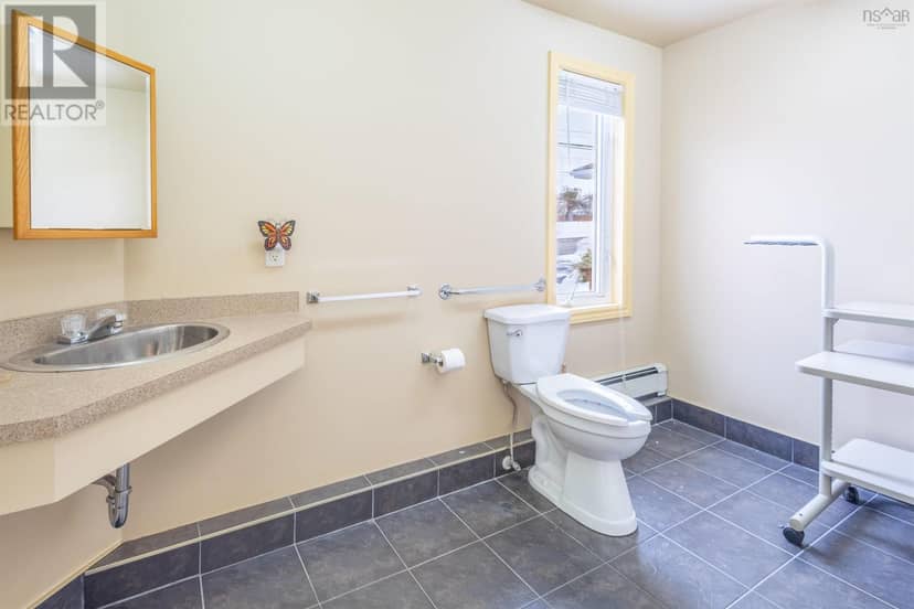 507 King Street — photo 34 of 40