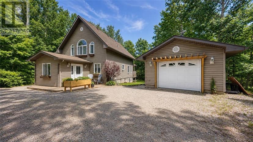 57 Moggy, Assiginack, Manitoulin Island, photo 2