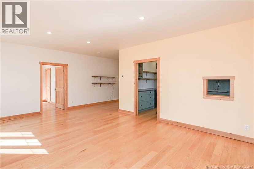 441 Saulnier Est Street — photo 16 of 39
