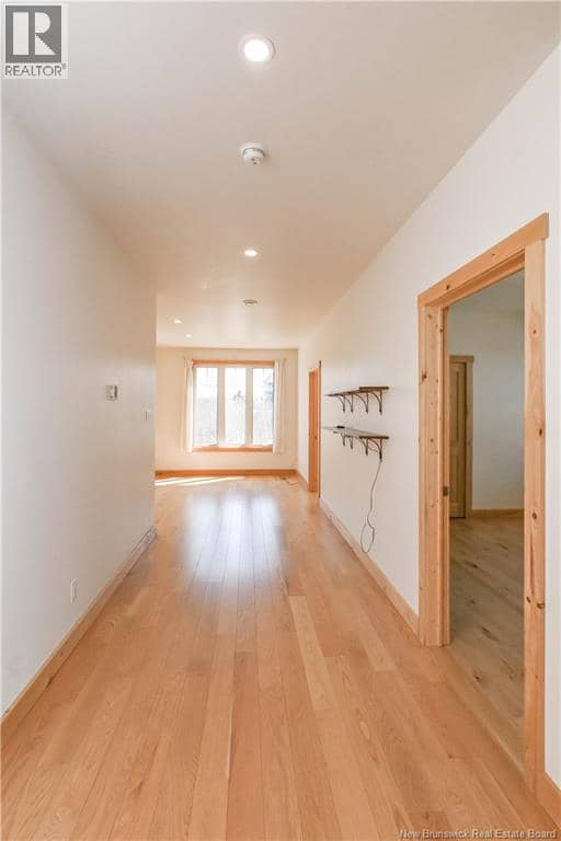 441 Saulnier Est Street — photo 11 of 39