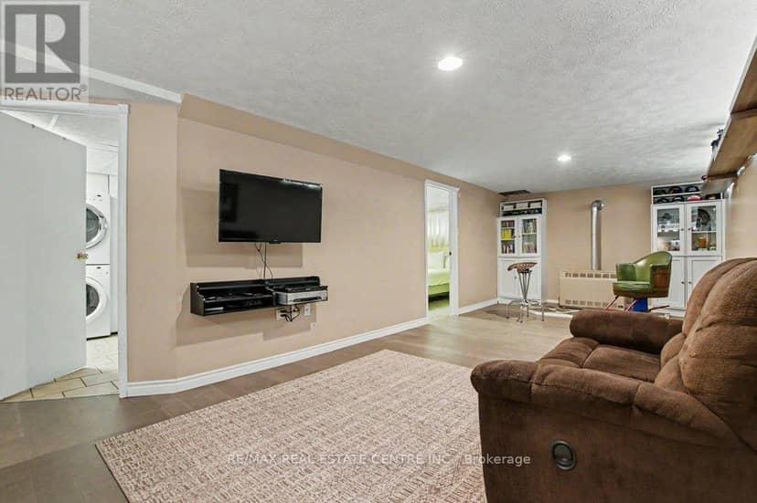 51 Schade Street — photo 27 of 40