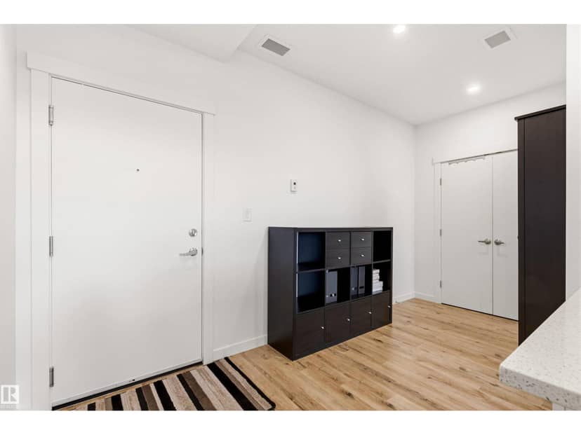 #413 11503 76 AV NW, Edmonton, photo 4