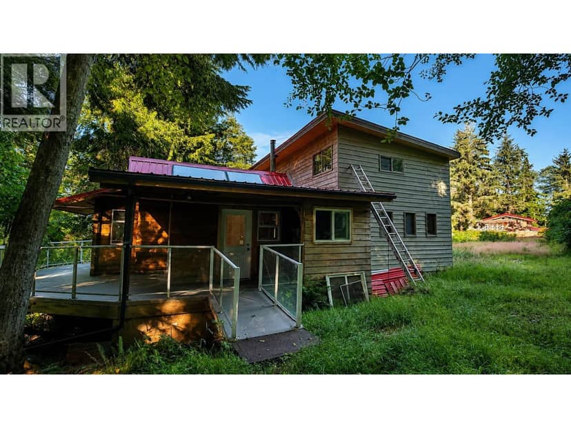 593 BEACH ROAD, Skidegate/Sandspit, photo 2
