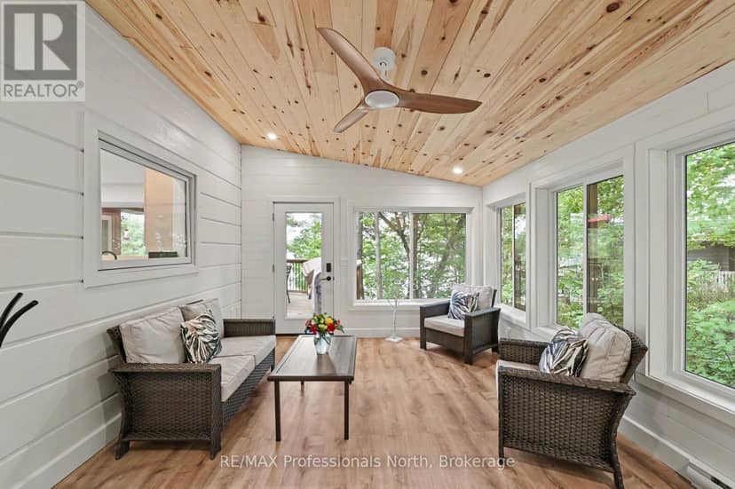 1015 Bluestone Lane — photo 14 of 40