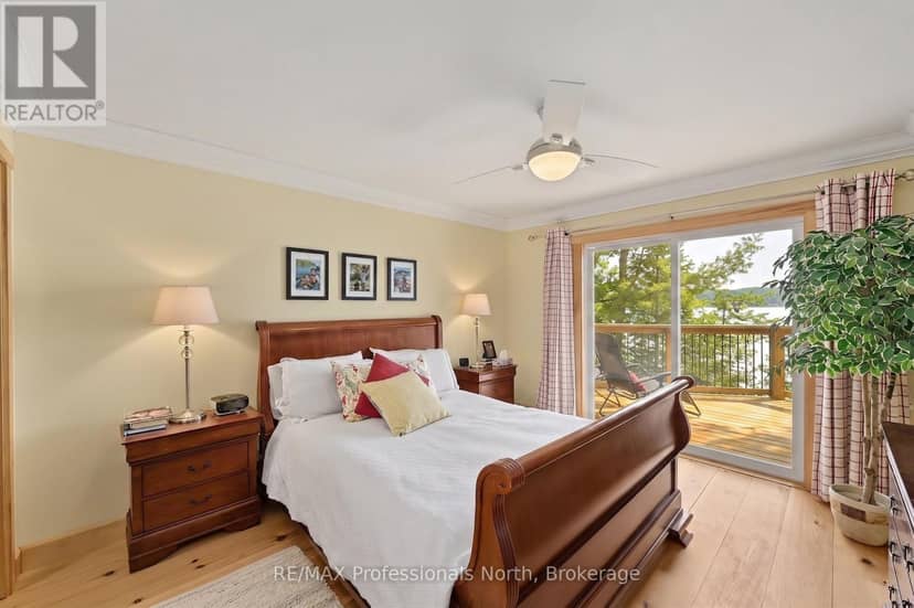 1015 Bluestone Lane — photo 17 of 40
