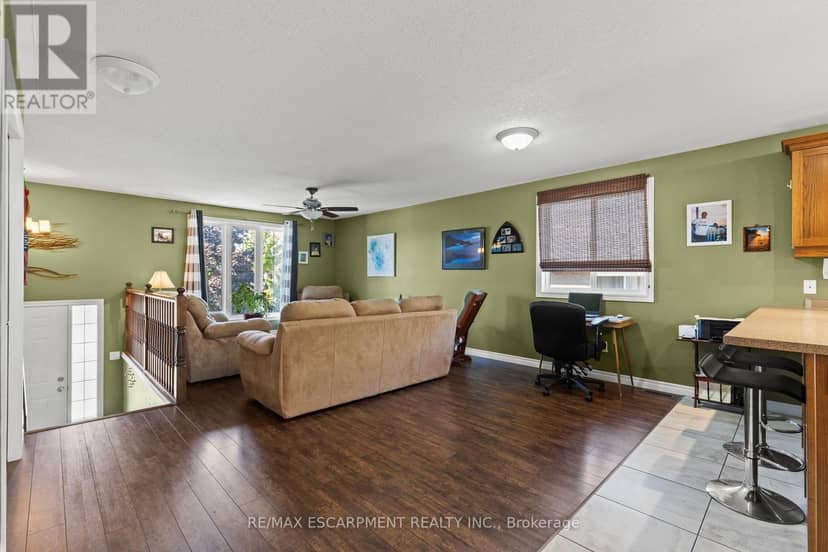 92 White Water Drive — photo 7 of 27