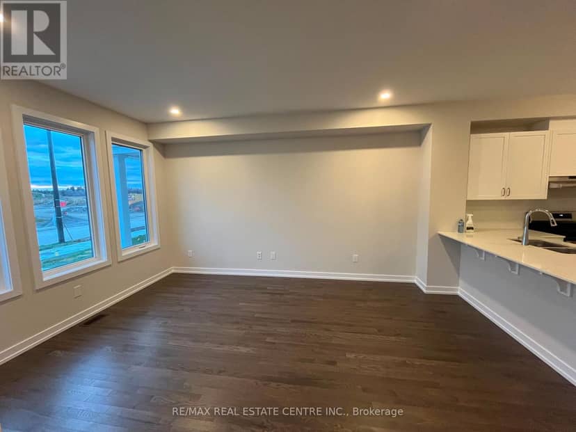 540 Oldenburg Avenue, Ottawa, photo 3