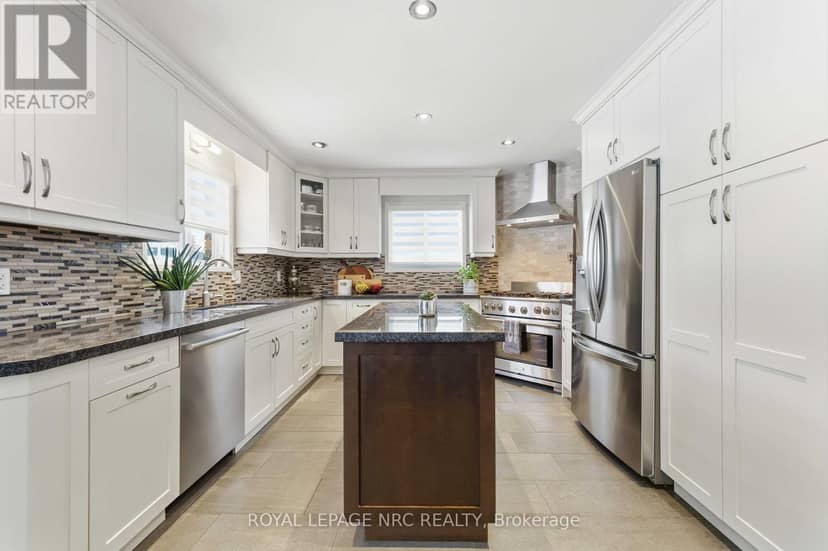 9 Woodgarden Court — photo 10 of 40