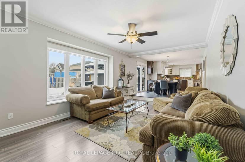 9 Woodgarden Court — photo 6 of 40