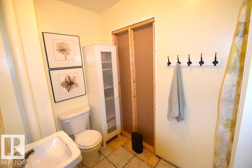 415 Sunset Road — photo 18 of 24