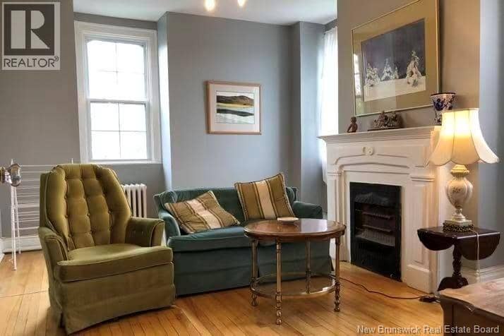 2-4 Douglas Avenue — photo 20 of 40