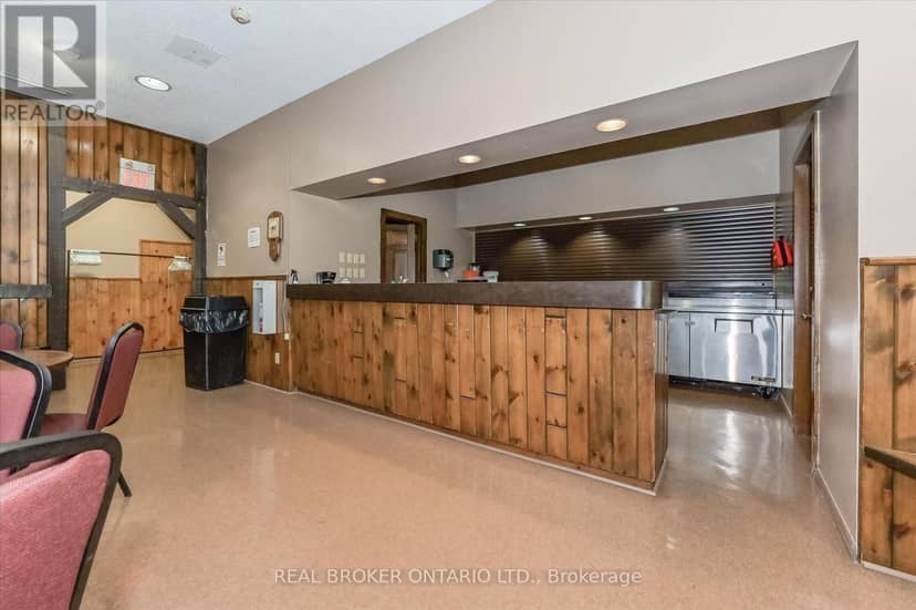 157 Cedar Crescent — photo 24 of 36