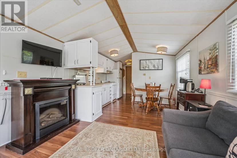 157 Cedar Crescent, Centre Wellington, photo 7