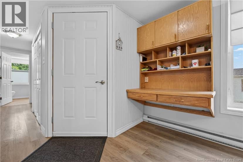 114 Pleasant Street — photo 5 of 40