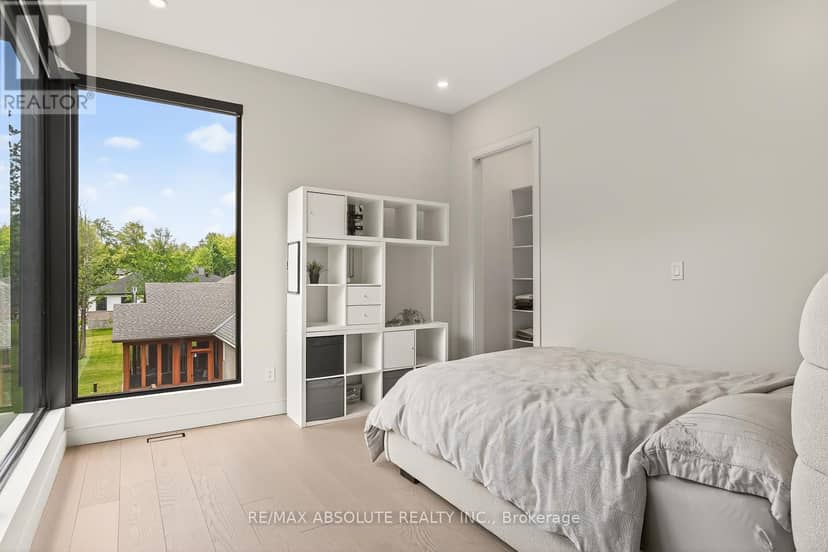 553 Shoreway Drive — photo 37 of 40