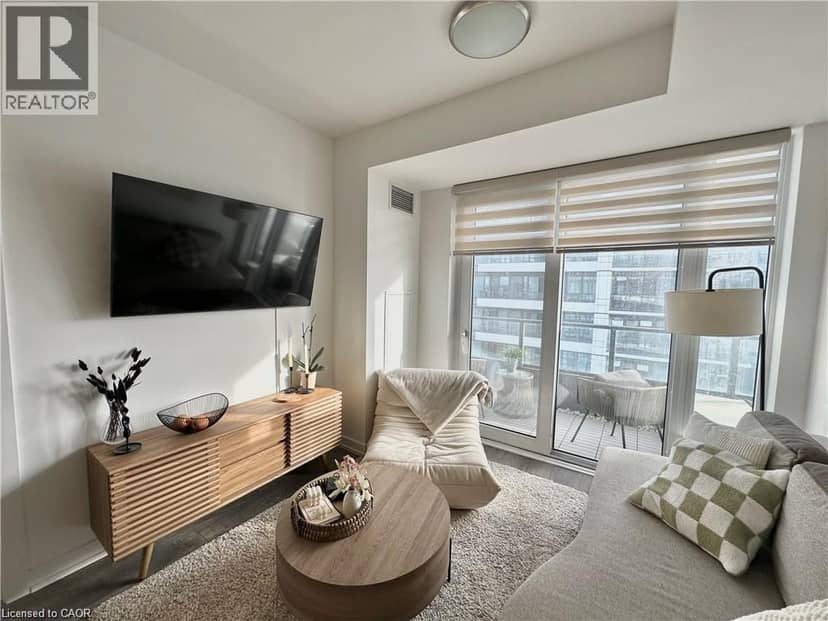 15 WELLINGTON Street S Unit# 1114 — photo 11 of 33