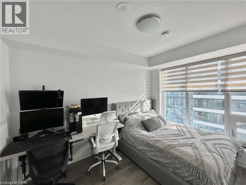 15 WELLINGTON Street S Unit# 1114 — photo 14 of 33