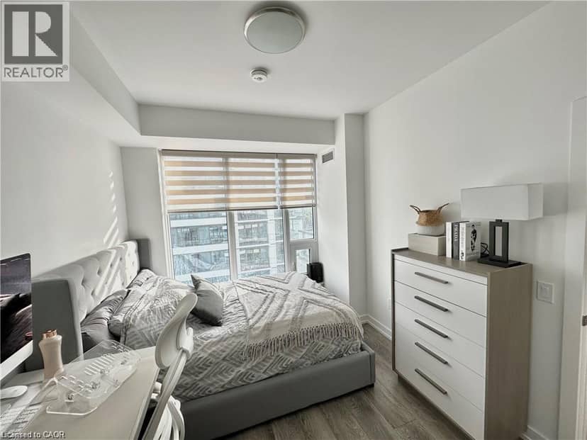 15 WELLINGTON Street S Unit# 1114 — photo 15 of 33