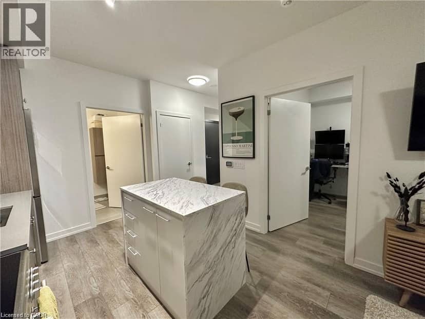 15 WELLINGTON Street S Unit# 1114 — photo 9 of 33