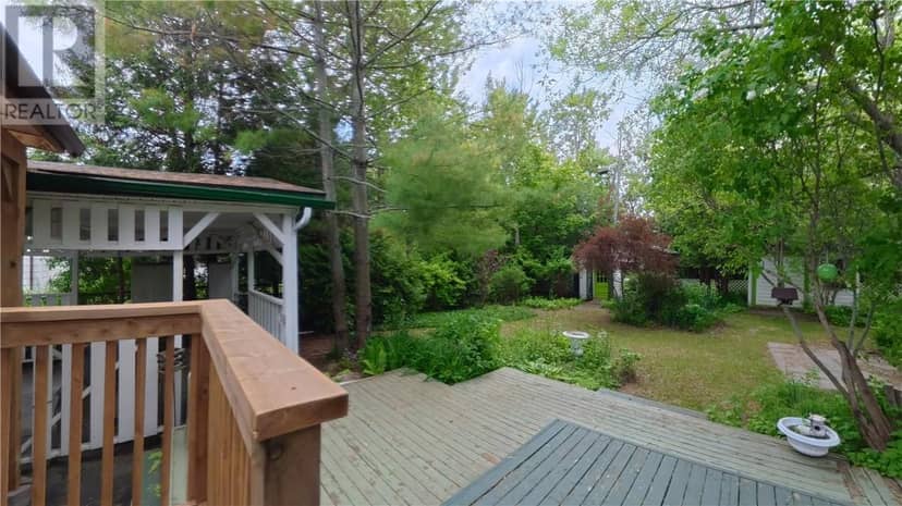 39 Blake Steet W, Little Current, photo 8