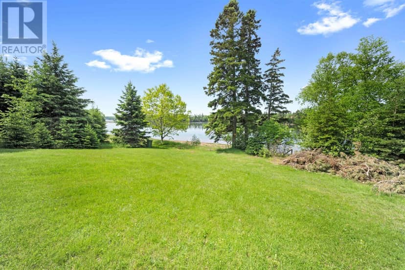 183 Cottage View Drive, Montrose, photo 8
