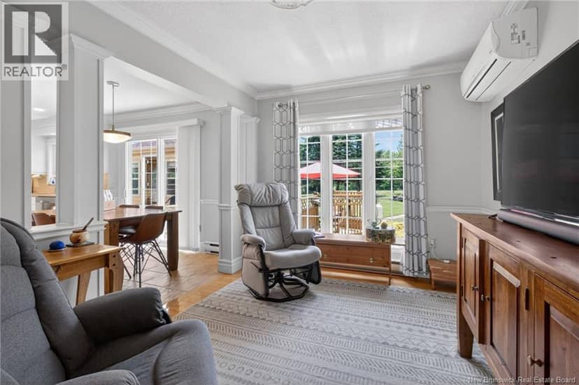 268 Irving Boulevard — photo 15 of 40