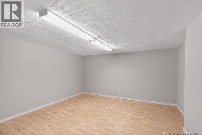 268 Irving Boulevard — photo 28 of 40