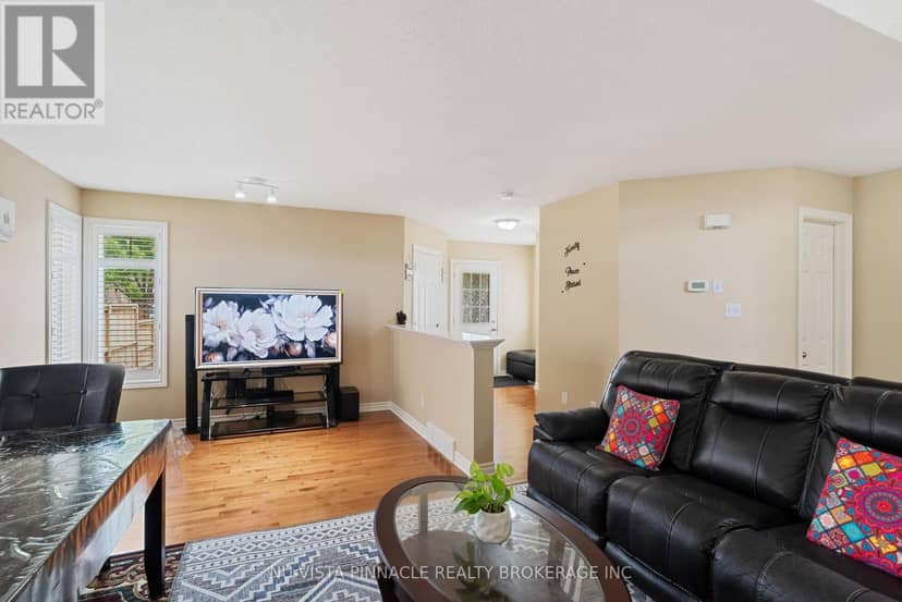 3237 Bayham Lane — photo 10 of 40
