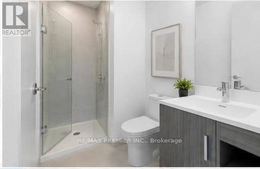 2505 - 634 Church Street — photo 28 of 40