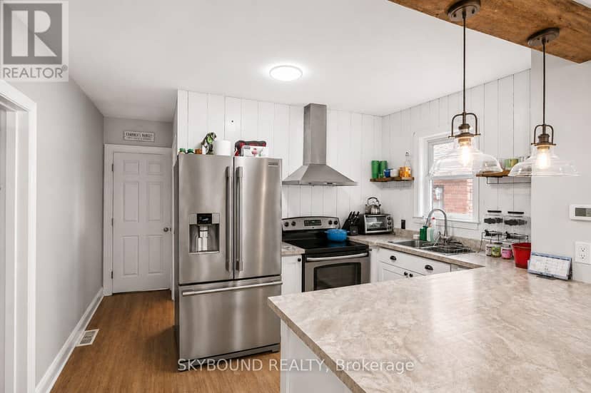 1723 Langlois Avenue — photo 7 of 22