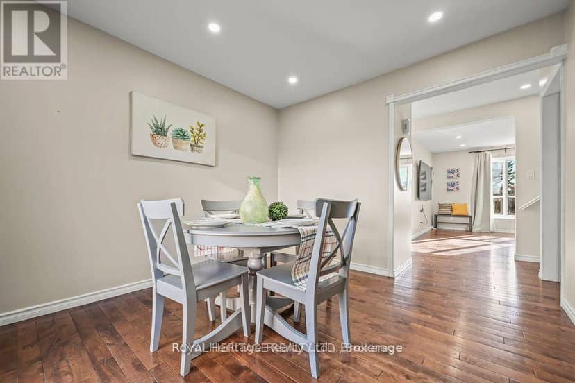 272 Phillip Murray Avenue N — photo 13 of 39