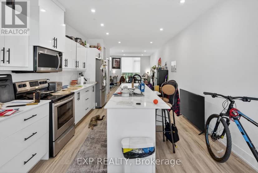 271 Duncairn Avenue — photo 12 of 19