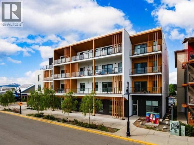 305-100 Keish Street — photo 3 of 19