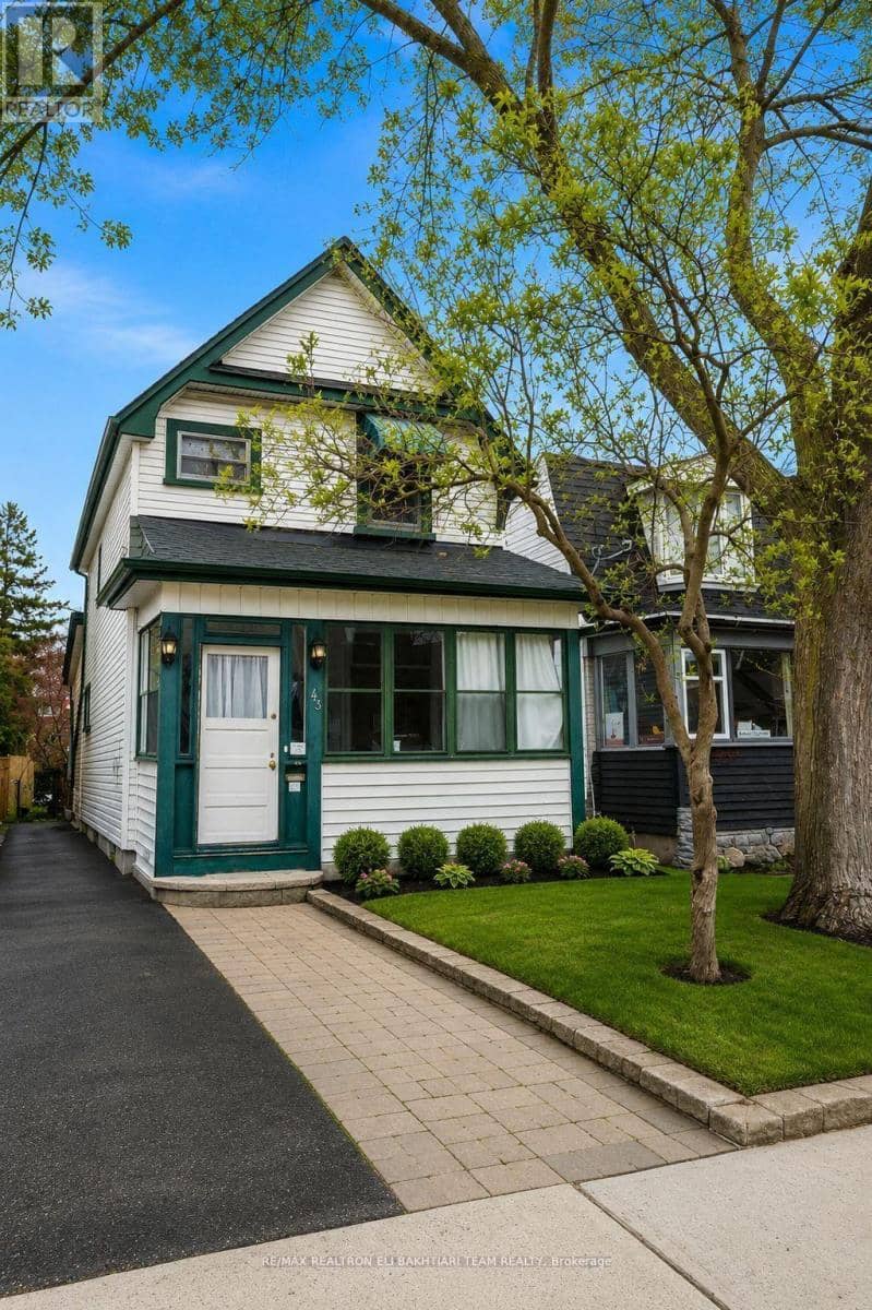 43 King Edward Avenue — photo 3 of 40