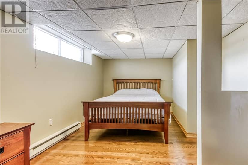 647 Kirkwood Drive — photo 38 of 40
