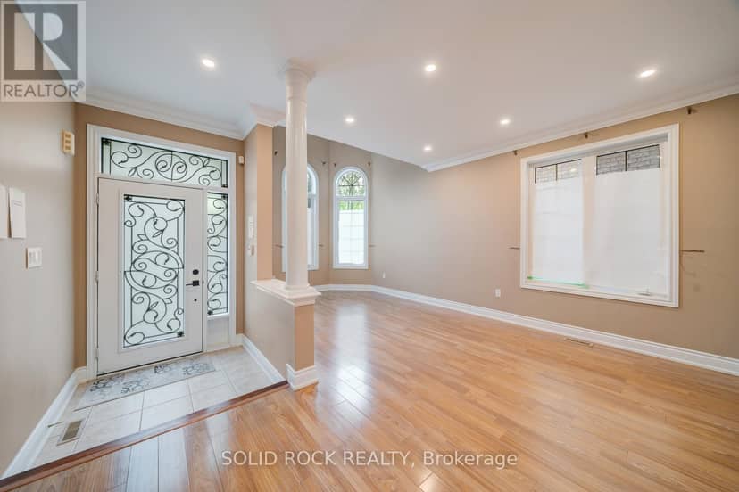 32 Albert Roffey Crescent, Markham, photo 3