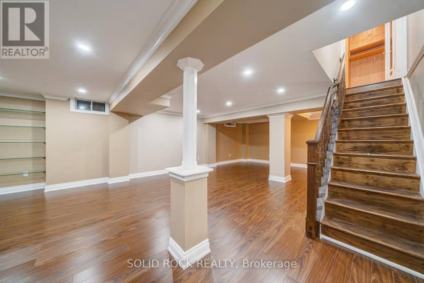 32 Albert Roffey Crescent — photo 32 of 40