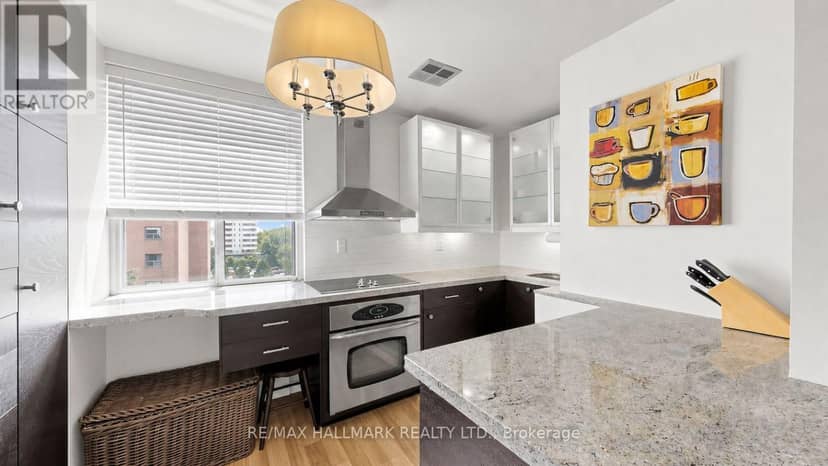 402 - 49 Queen Street E — photo 15 of 40