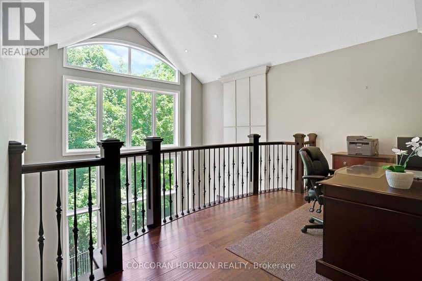8 - 258 Edgewater Crescent — photo 34 of 40