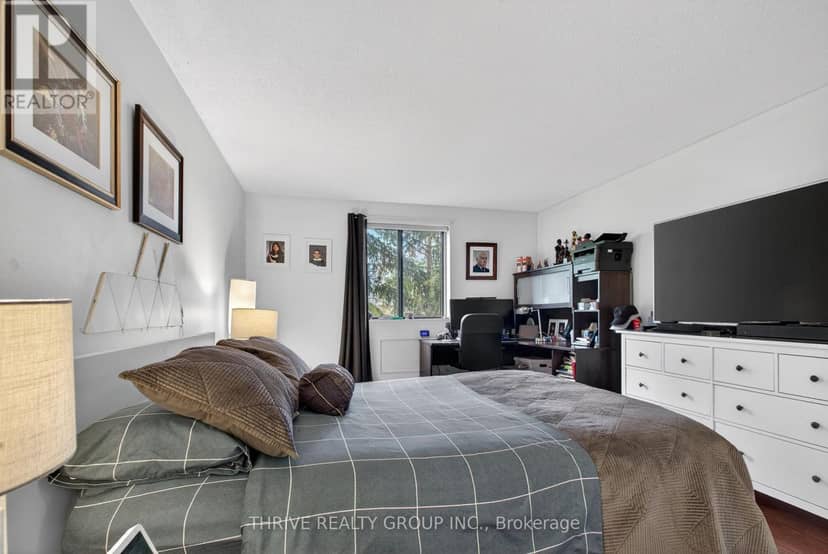 401 - 75 Huxley Street — photo 13 of 16