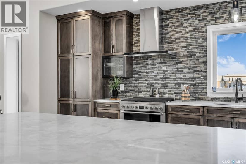 7 Loewen COURT — photo 15 of 40
