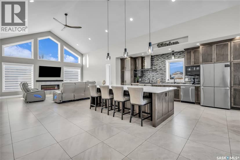 7 Loewen COURT — photo 12 of 40