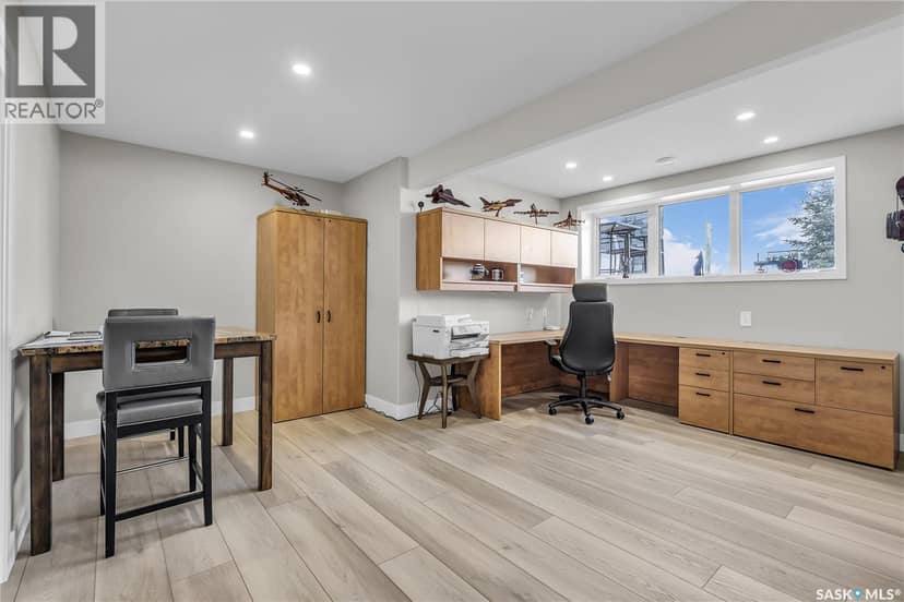 7 Loewen COURT — photo 37 of 40