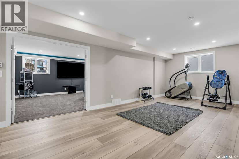 7 Loewen COURT — photo 31 of 40