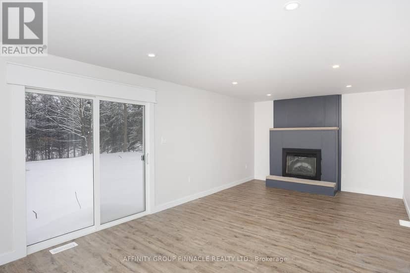 100 Reid Street — photo 17 of 38