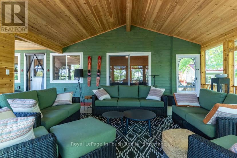 700 Island 980 / Deer Island — photo 32 of 40