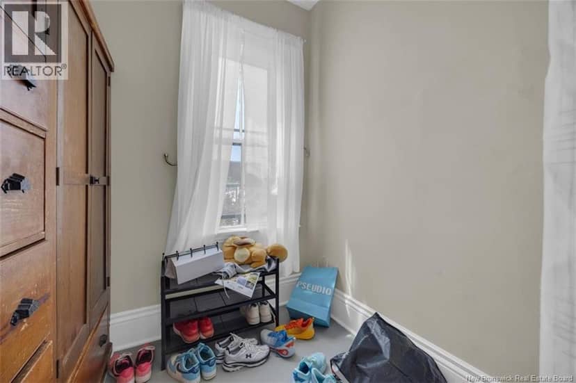 178 Queen Street — photo 13 of 28