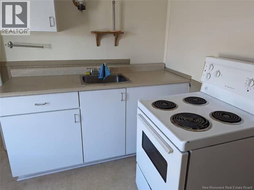 178 Queen Street — photo 18 of 28
