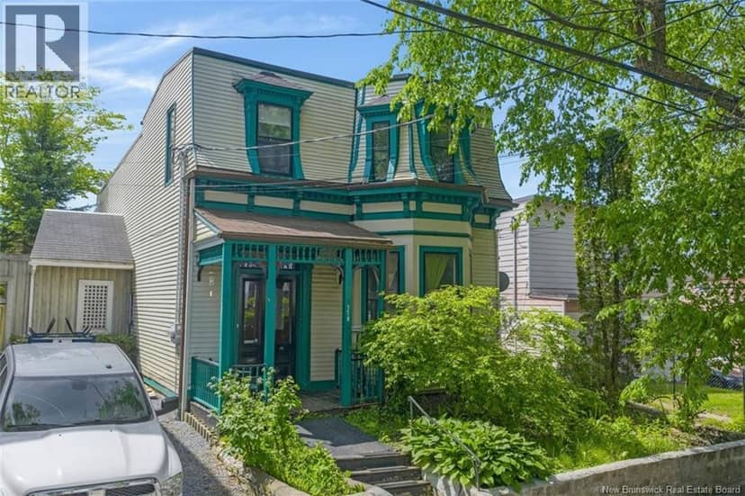 178 Queen Street — photo 2 of 28