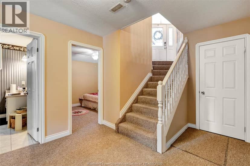 58 Queen's Hill — photo 19 of 40